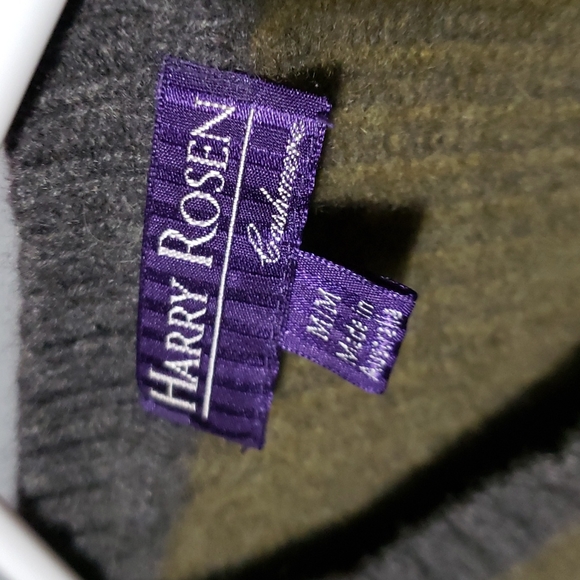 Harry Rosen Cashmere Crewneck. - Picture 2 of 6